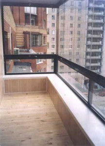 Профессиональная отделка балкона